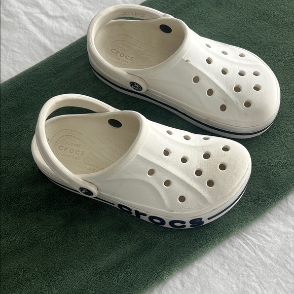 CROCS Kids Classic Clog - Cream with Black Accents - Picture 1 of 6